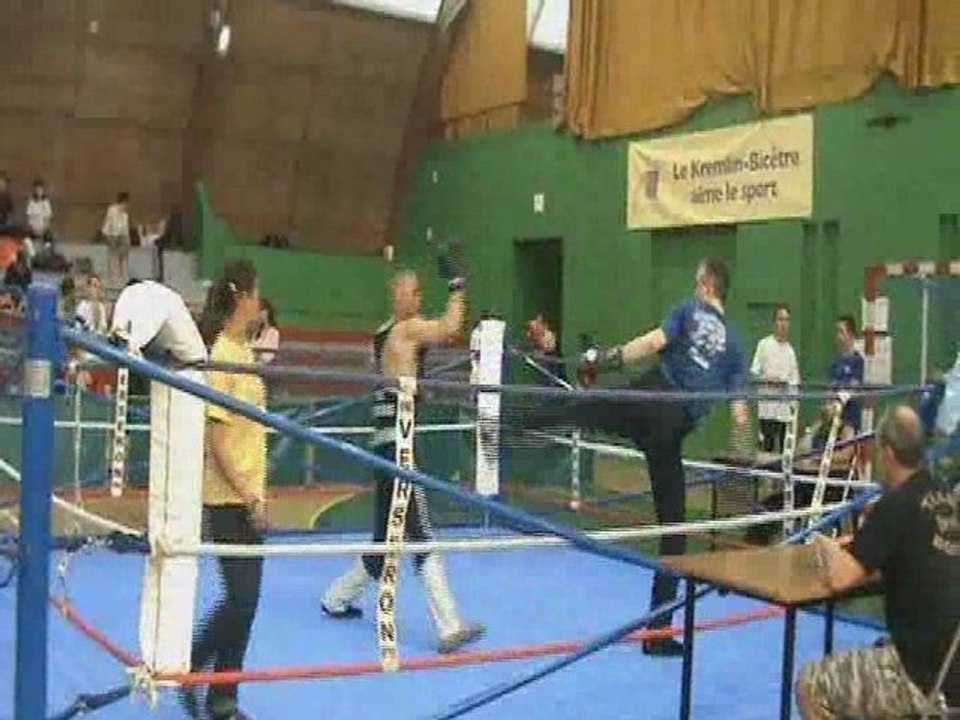 Sbf  pascal lechertier  kremlin bicetre  0905324 reprise 1