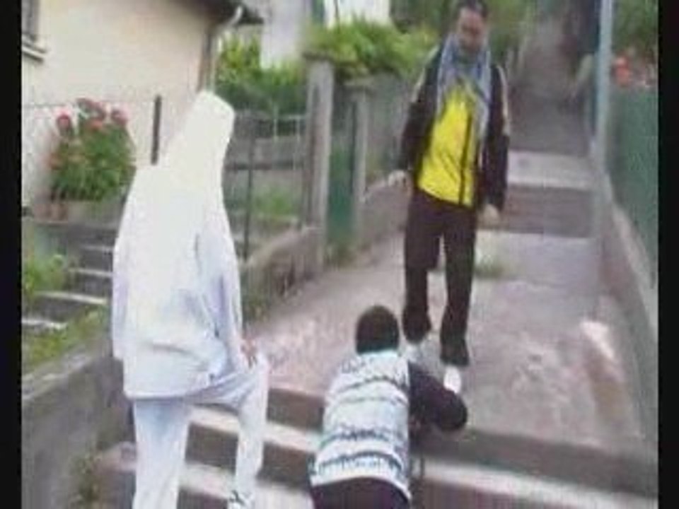 Street bench-avant premiere du clip royakilla-greg