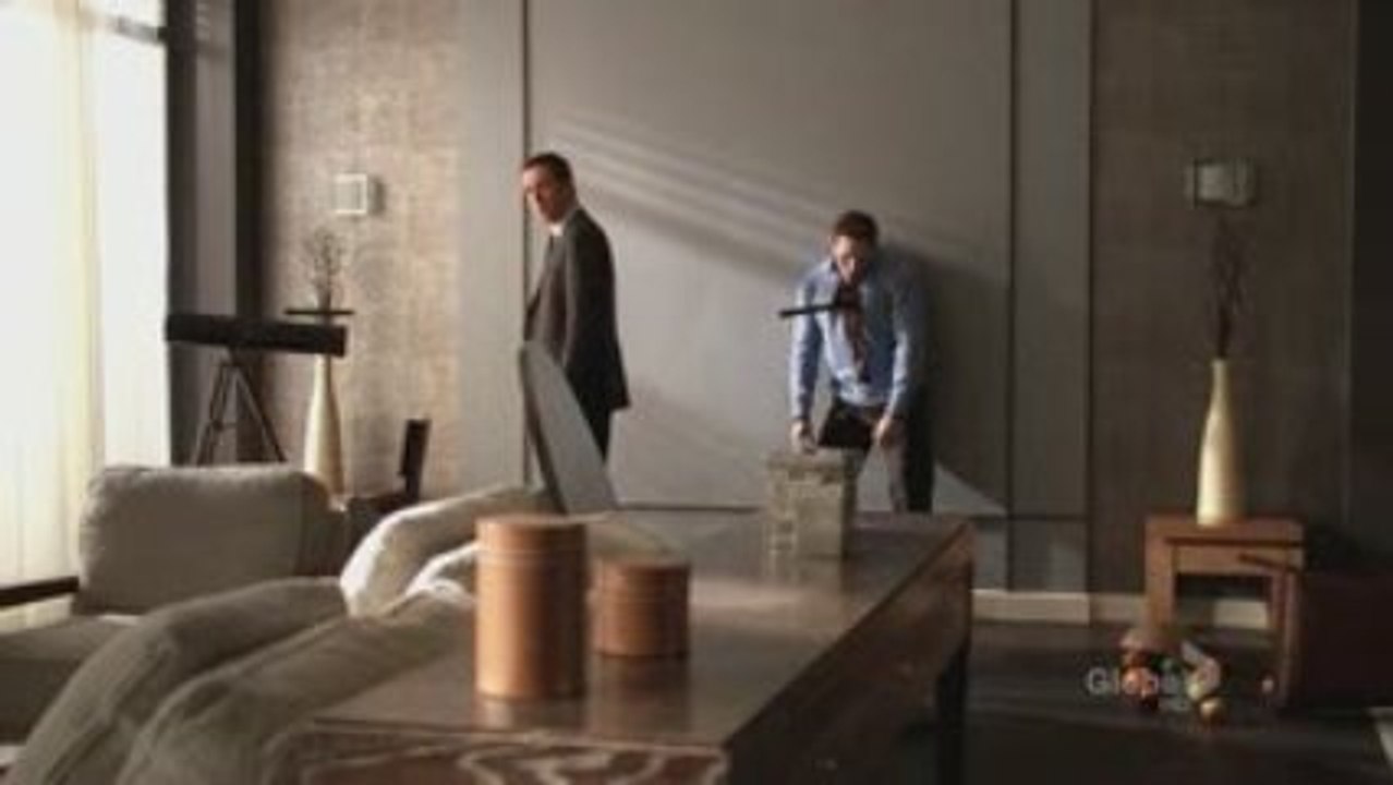 Life saison 2 extrait de l'épisode 16 Dernière  escorte