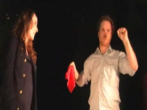 NICOLAS IOOS MAGIE AUX CARIATIDES