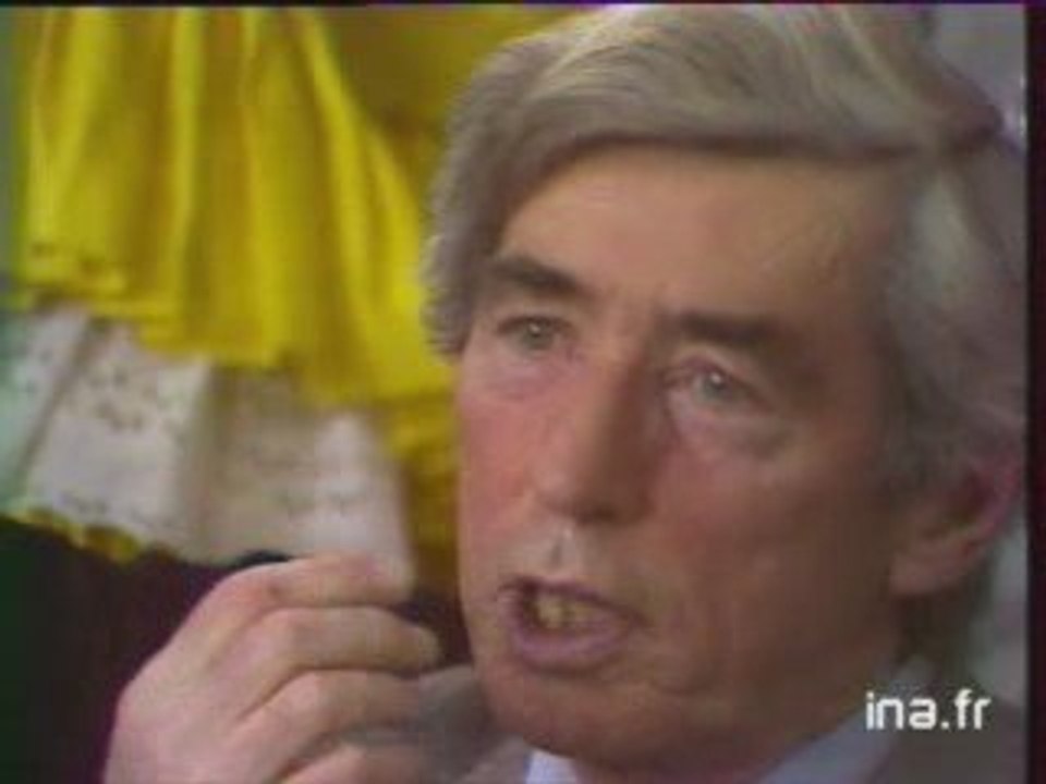 Hergé à propos de Tintin au cinéma -English&Fre...