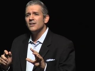 Business Keynote Speech fromManagement Expert Glenn Llopis