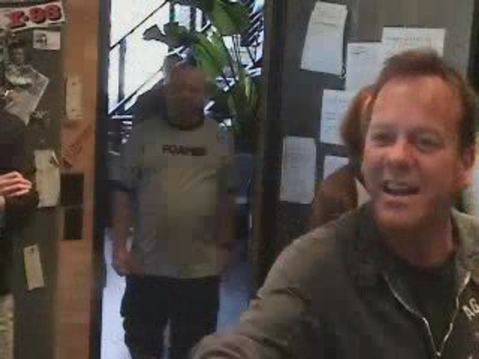 Kiefer Sutherland [On my Way]