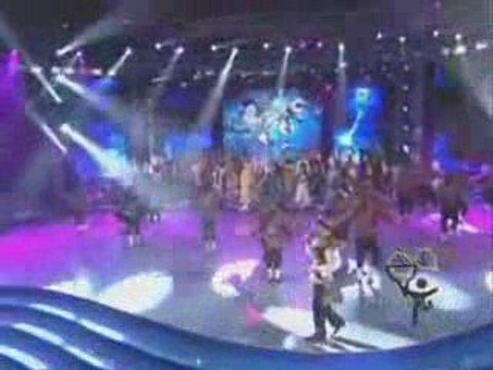 Ödül töreni açılış Türkü  Folklor