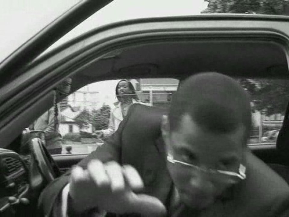 Clip officiel de GIIO ROSS - MA THERAPIE