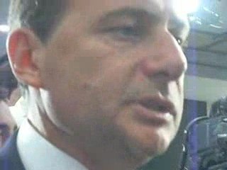 réaction de Eric Besson au siège de l'ump