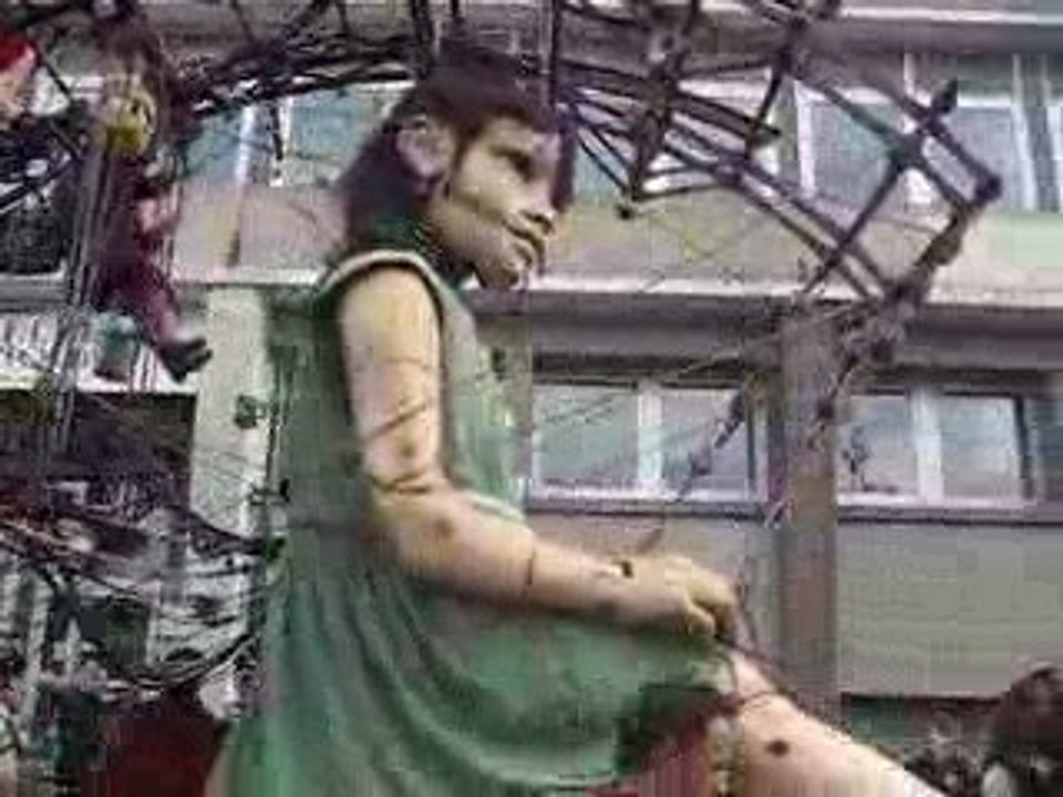 La petite Géante - Royal de Luxe - 1