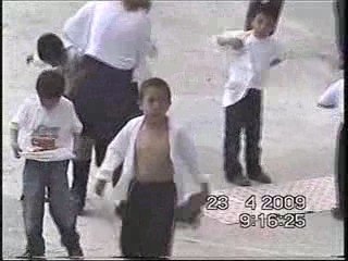 kıyafet giyme yarışı