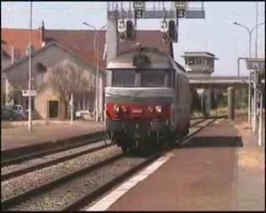 Remise en tête de la BB 67432 à Gannat