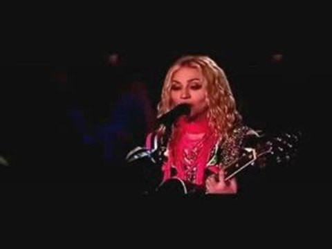 Madonna - Miles Away (Clip Officiel)