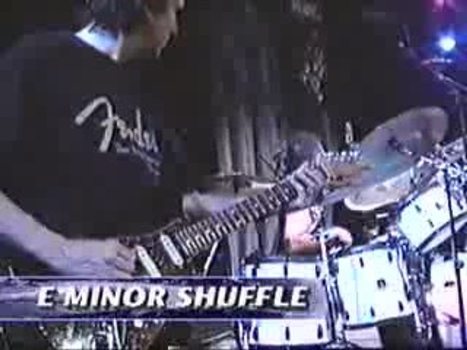 KARIZMA "E Minor Shuffle"-live