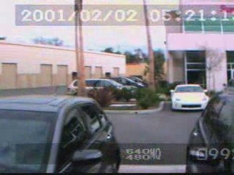 SistemBir.com - Oda Parfümü Görünümlü Gizli Kamera