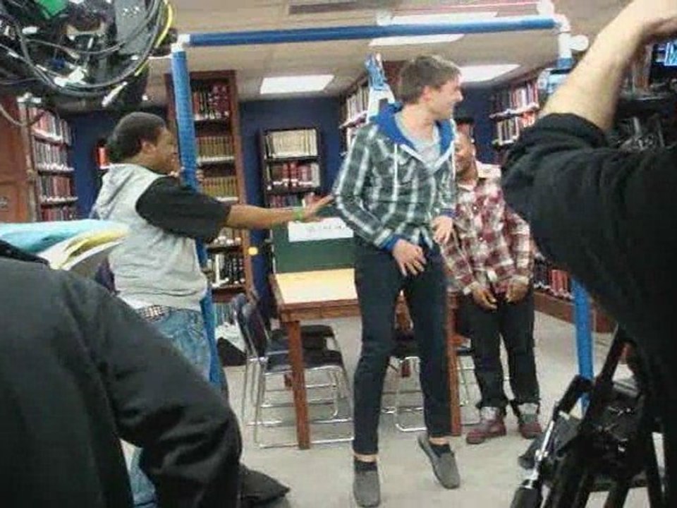 MTV's Silent Library - Brief Hoist