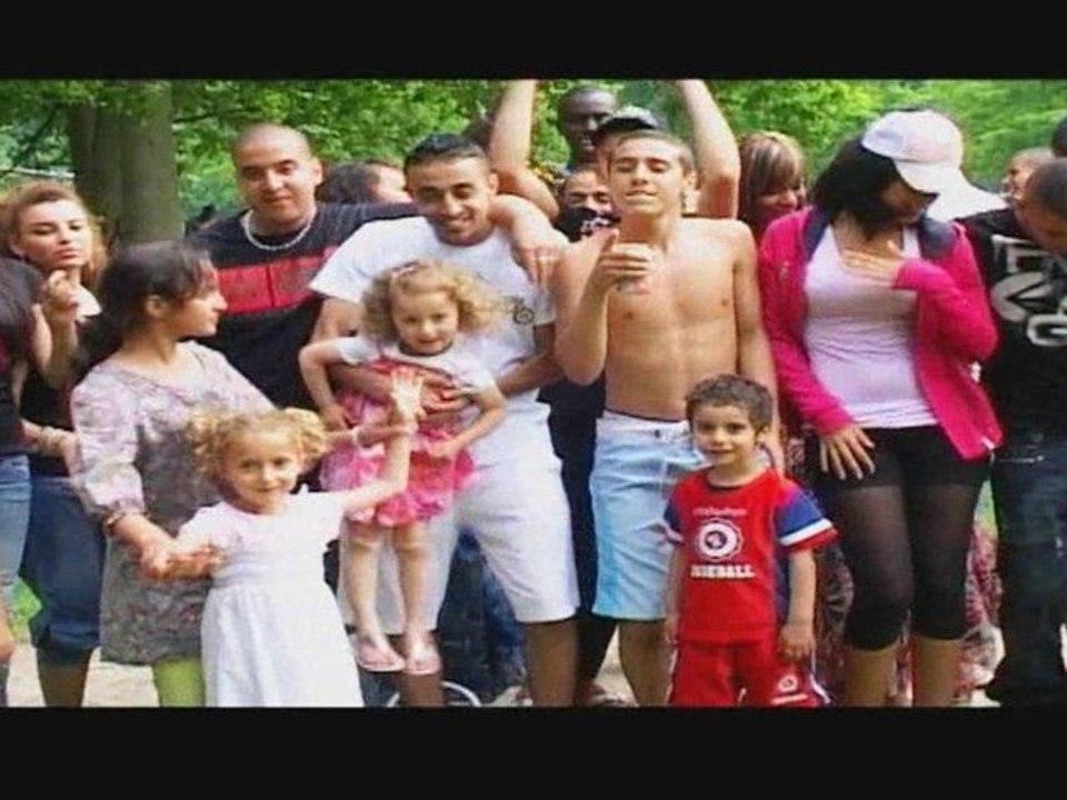 Rabzy & Boula Boula - Holiday - Clip Officiel