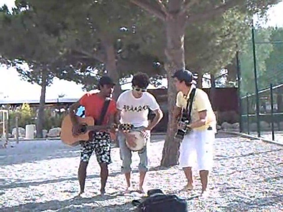 JOMZ Accoustique - Hey Ya!