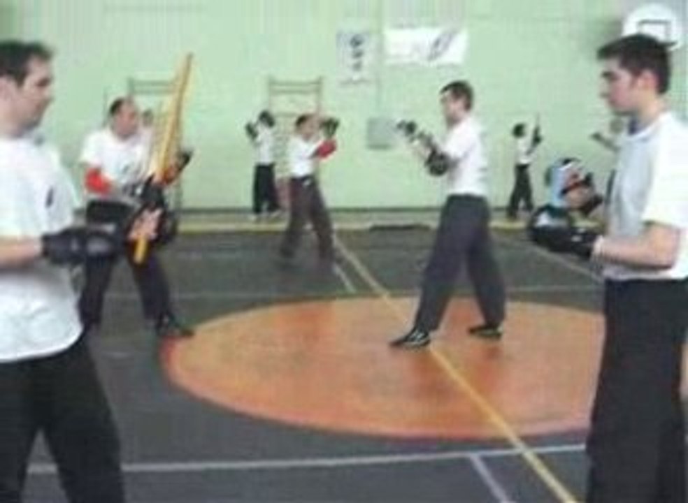 Démo Savate Défense USB BF Bergerac 02 05 2009