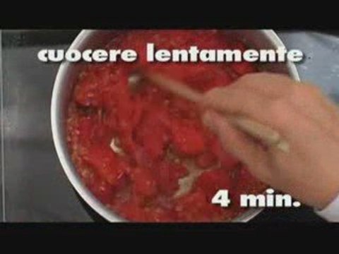 La zuppa di pomodoro e basilico