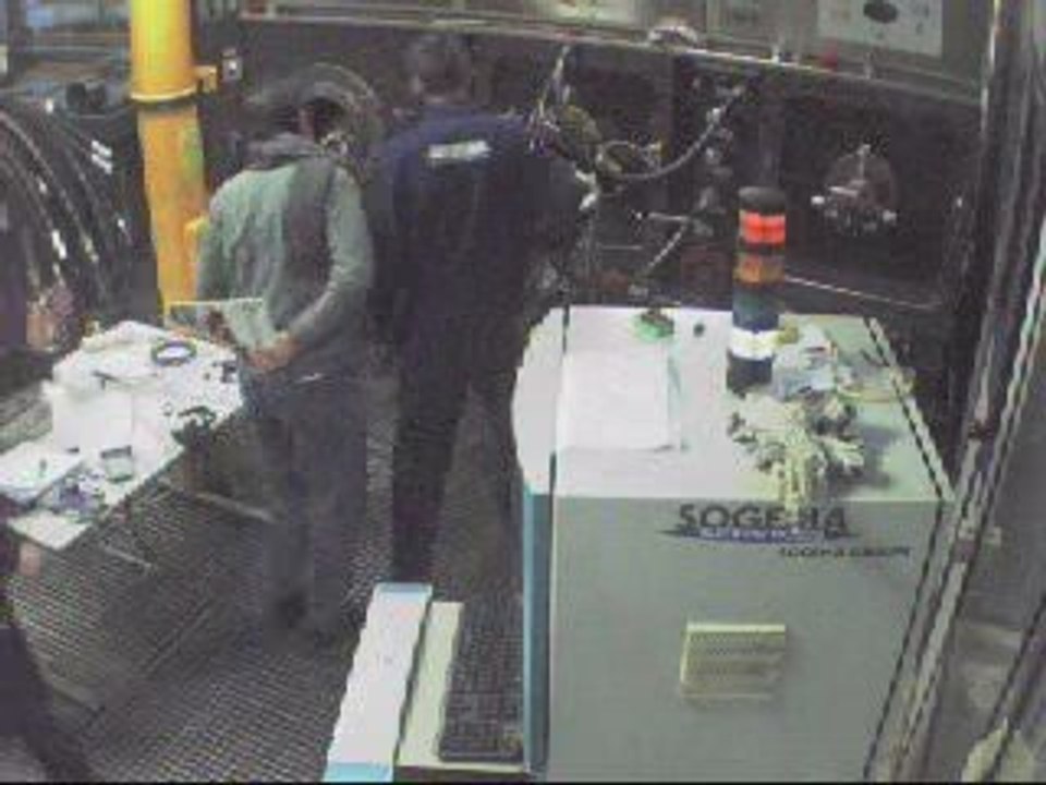 Explosion d'un flexible sur le banc d'essais