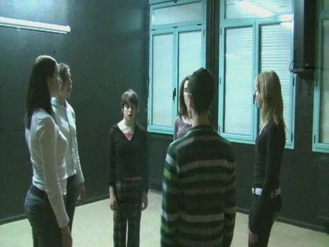 ATELIER THEATRE ADOS - 2006/2007 - M.THERRAT - EXERCICE