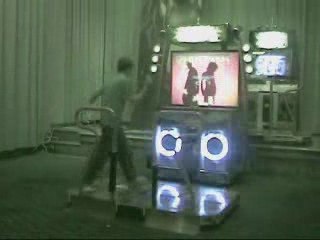 Un génie du Dance Dance Revolution