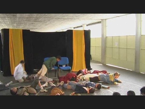 ATELIER THEATRE école - 2006/2007 M.THERRAT (6)