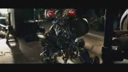 Transformers Revenge of the fallen extrait avec Wheelie