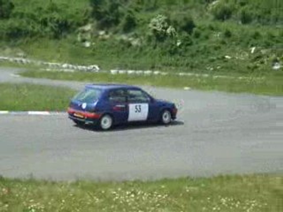 Emilie slalom villars sous écot