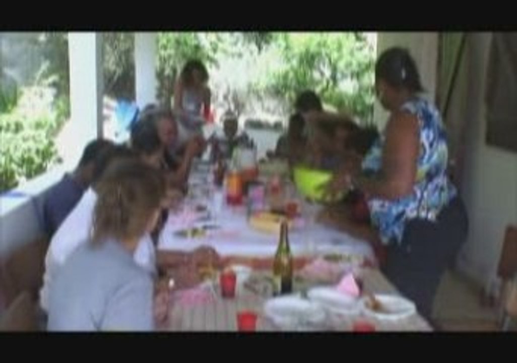 1/3 - ANNIVERSAIRE TATIE JEANNE / FETE DES MAMANS 2009