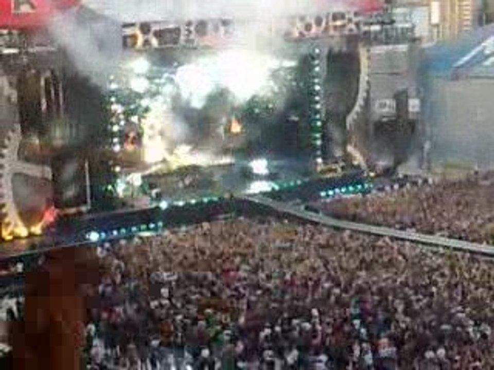 Acdc intro concert marseille du 09/06/09