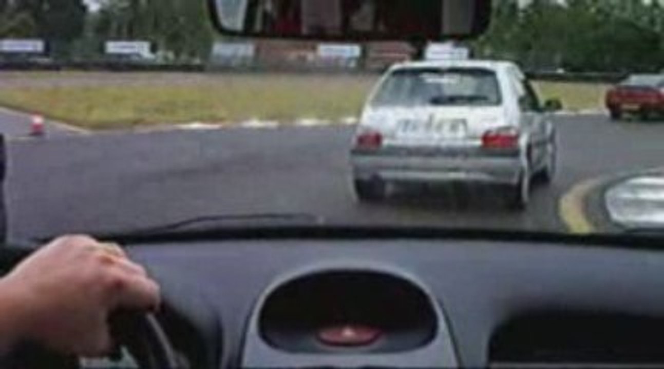 206 s16 Juin 09 Circuit (Pluie)