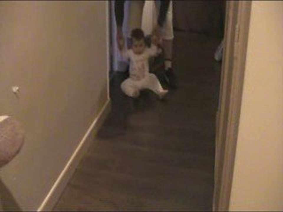 MOV00F