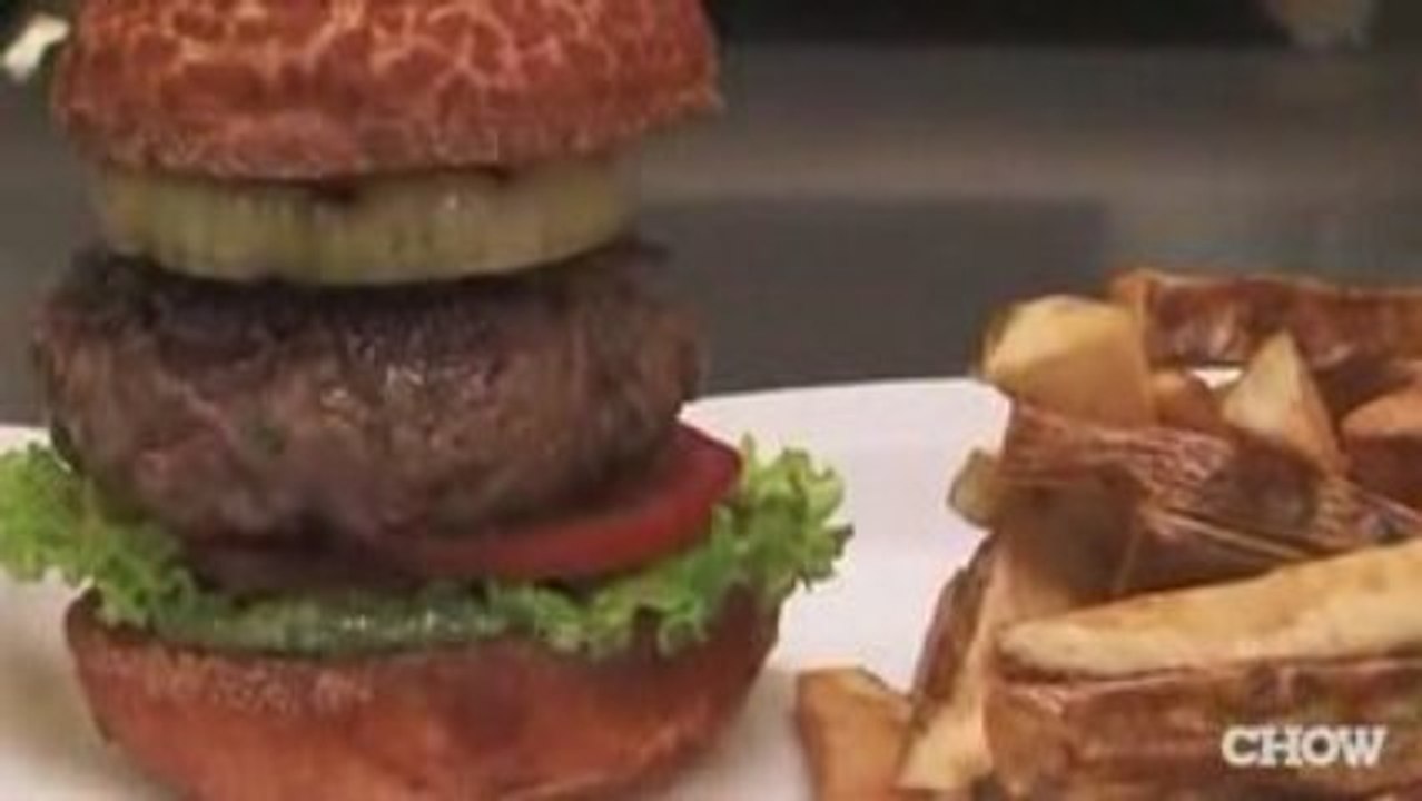 How to Make a Burger with Hubert Keller