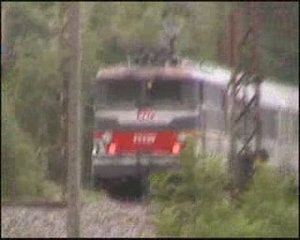 La BB 25239 approche de Virieu-le-Grand