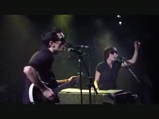 John and Jehn - 20L07, live in Paris