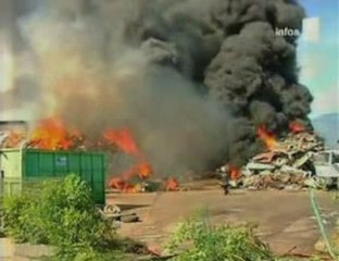 La Reunion Le Port 97420 incendie Cycléa fumée noire dioxine