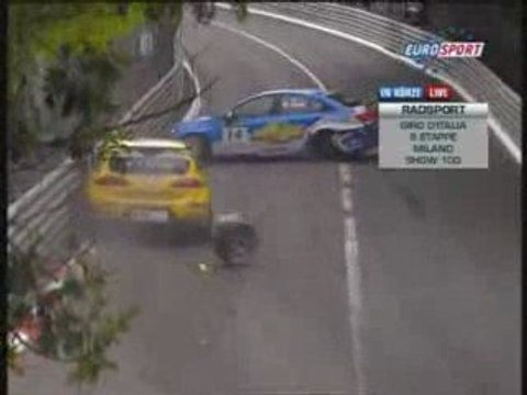 WTCC Pau 2009 Crash Eric Cayrolle Nicola Larini Crash