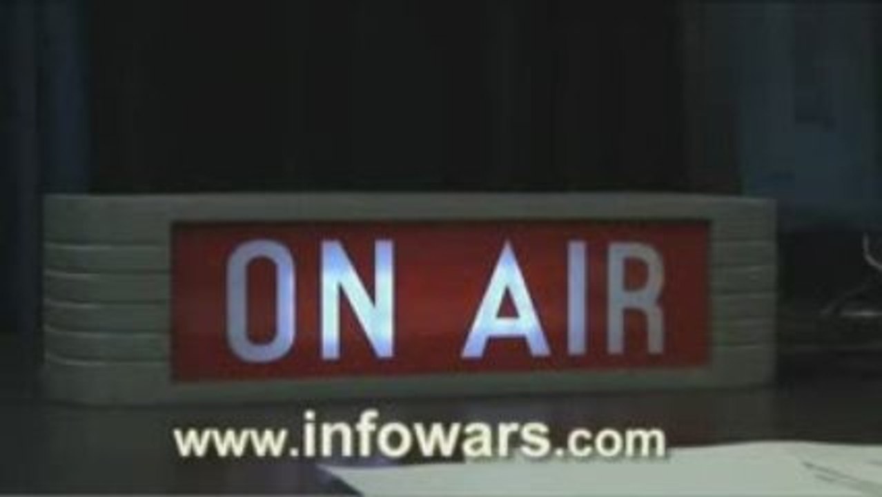 Alex Jones Calls on Infowarriors to Donate