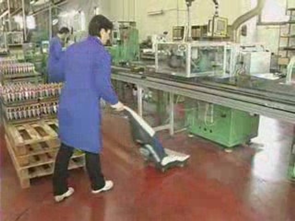 Autolaveuse compacte ultra maniable - Materiel-nettoyage.fr