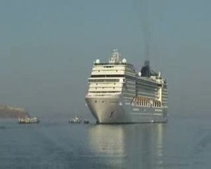 Arrivée santorin