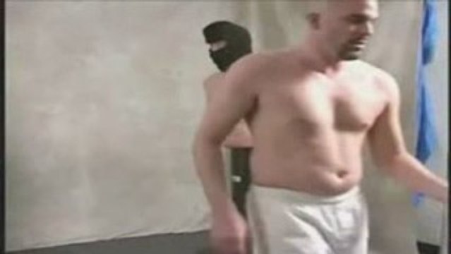 Regis fait du karate