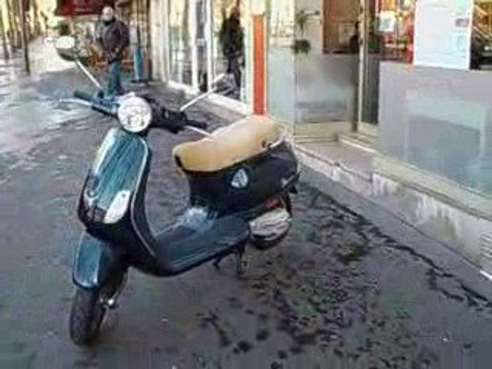 SCOOTER PIAGGIO 50 VESPA LX