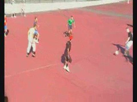 Street bench 2éme round terrain rouge!