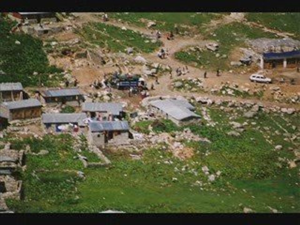 KAÇKAR KAHVEHANESİ UNLU MAMÜLLERİ-KAVRUN-RİZE