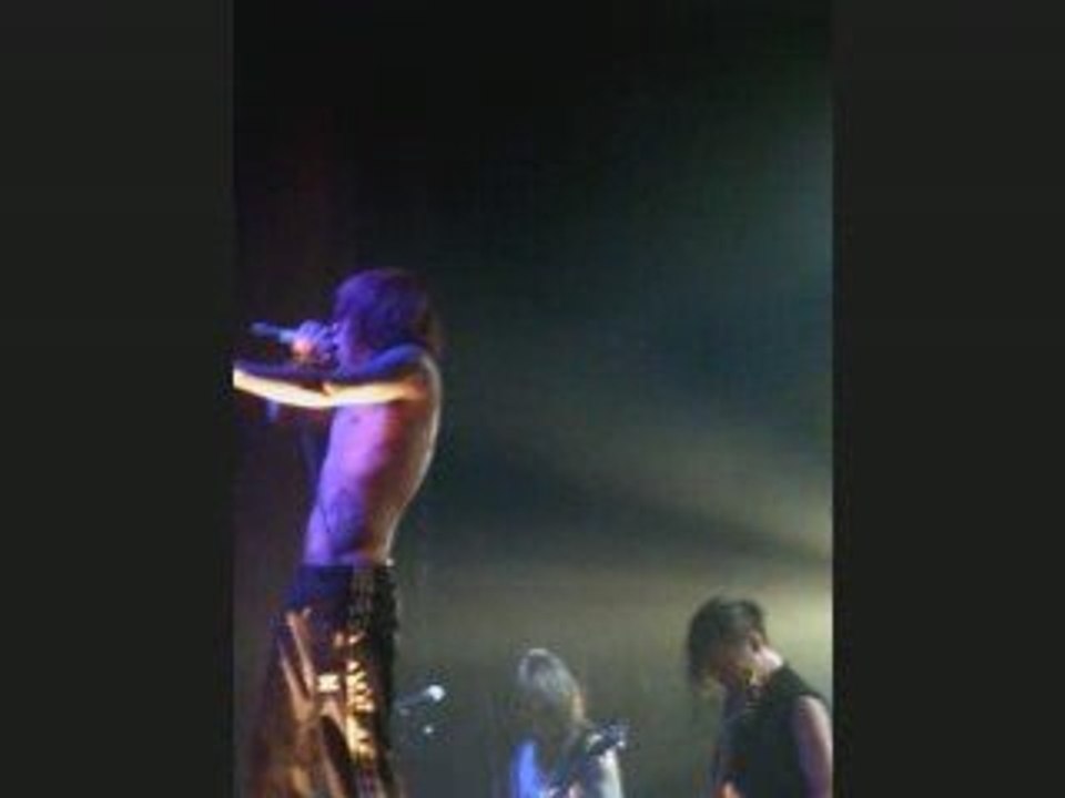 Dir en grey - DOZING GREEN live bataclan