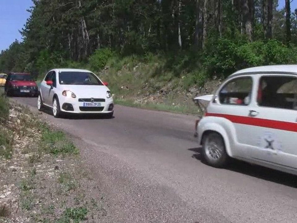 La descente de lancien tracé de la course de côte de Savigny