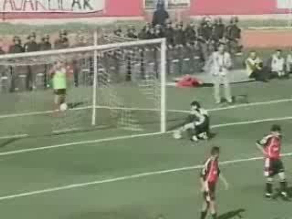 2001-2002 25.HAFTA SAMSUNSPOR-GAZİANTEP gol 1