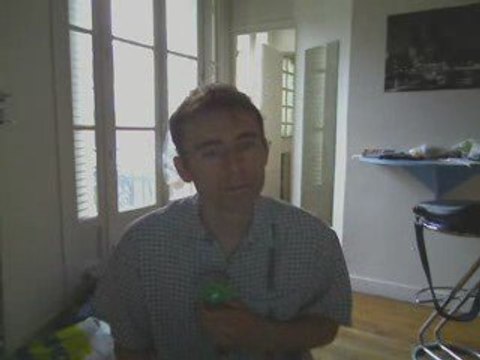 Wiwi égratigne Love shines