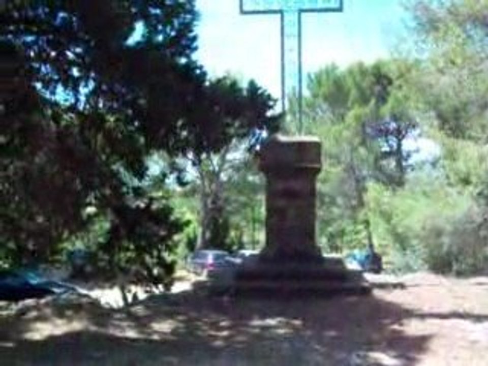 CLOCHE DE LA CHAPELLE DE LA ROQUE  (34)