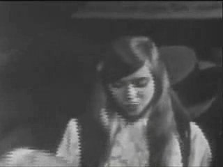 THE SHANGRI LAS Remember Walkin in the sand