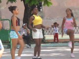 15 Cuba Santiago Enfants Cours de gym rue 1